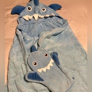 Kids shark bathrobe and washcloth